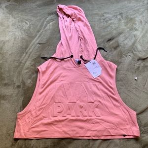 Sleeveless crop Ivy Park hoodie